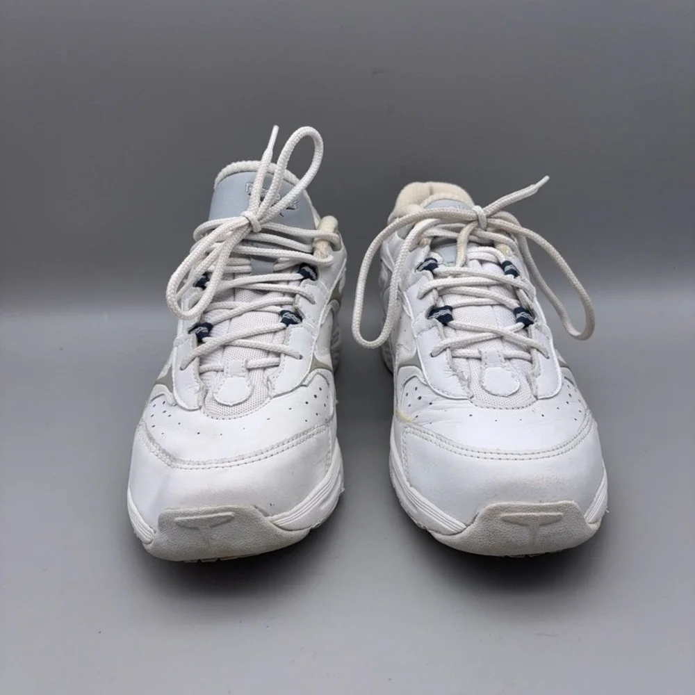 Reebok dmx walking